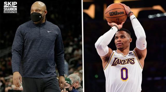 星空体育app-如果湖人送不走韦少,他们有办法改变上季的局面吗